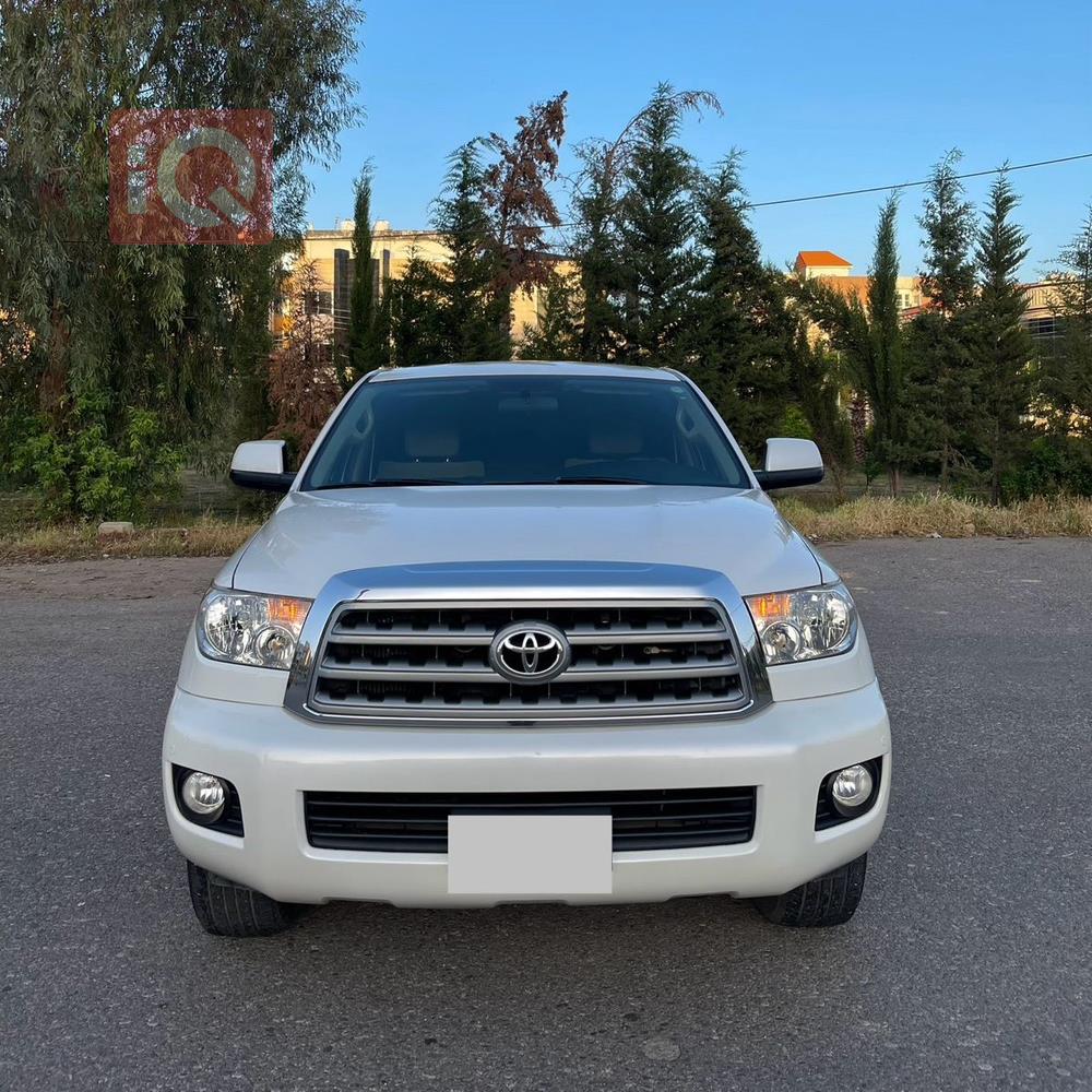 Toyota Sequoia